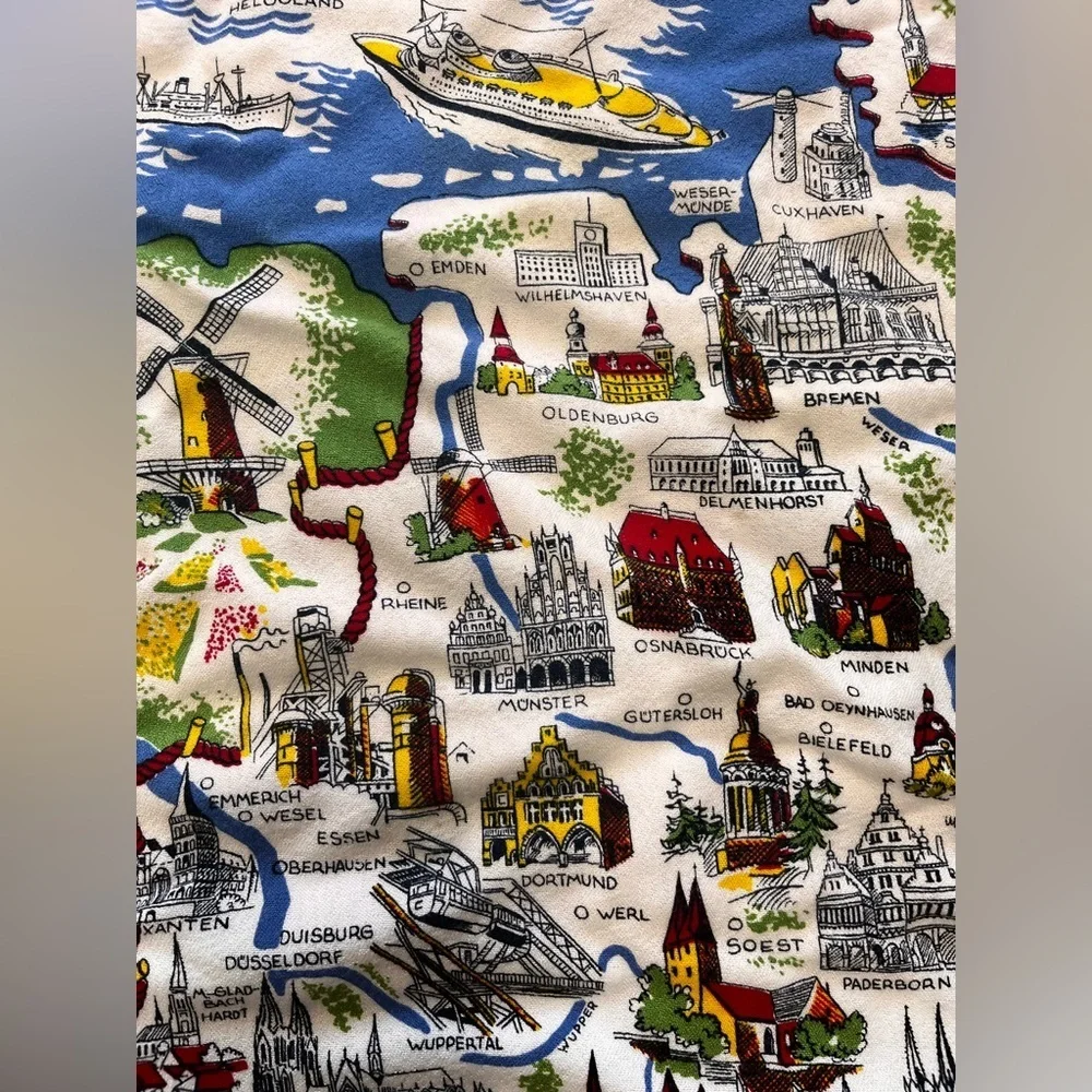 German souvenir 50’s/60’s novelty tablecloth
